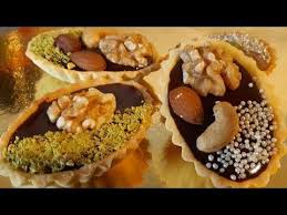 Epingle Par Minou Ks Sur Manou En 2020 Tartelettes Aux Fruits Gateau Oriental Tartelettes Au Chocolat