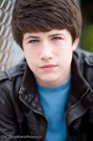 maria peterson Photography - dylan-minnette Photo - maria-peterson-Photography-dylan-minnette-18510573-467-700