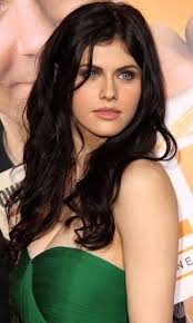 Alexandra Daddario The Most Beautiful Dark Hair And Blue Eyes Alexandra Daddario Beauty Alexandra