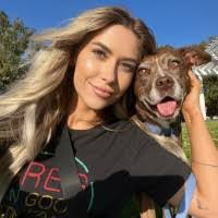 Shirley Pointer's Instagram, Twitter & Facebook