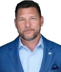 Jeffrey Utterback's Instagram, Twitter & Facebook