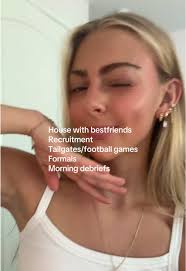 Nostalgic Moments of Junior Year in College