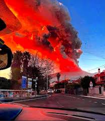 It is used for skiing in winter, so be prepared for the cold at this altitude, even in summer. Xqjhmft Uzksm