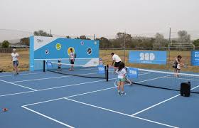 Choose from indoor and outdoor courts on a variety of playing surfaces such as tarmac, astroturf, clay and grass. Csot Free Tennis Days 6 February 2020 Tennis Act