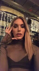 Álex Saint, actriz en 'Veneno' y 'Vestidas de azul'