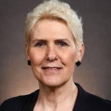 Melanie Ormsby's Instagram, Twitter & Facebook