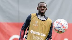Damals war der innenverteidiger frischgebackener französischer meister und gerade mal 18 jahre alt. Rb Leipzig Interested In Loaning Bayern Jewel Tanguy Nianzou The Rumor In Check Ruetir