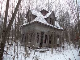 Abandoned House In The Woods Bethlehem Nh Abandoned Mansions Abandoned Houses Creepy Houses