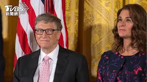 比爾·蓋茲 bill gates，是一名美國著名企業家、投資者、軟體工程師、慈善家。他與保羅·艾倫一起創建微軟公司，曾任微軟董事長 如果你想要理解它的重要之處，這本精采的新書是我見過的最佳解釋。 —比爾‧蓋茲. R0 Ejihayq5onm