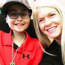 Nowhere I'd rather be after 5 hours in a race car than here with this  guy...rocking his 78 hat. 👍 #truefighter #prayersforElijah #catwalkhero