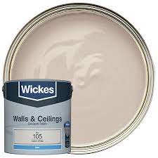 The male walls with a light color help to make the area appear lighter and larger. Wickes Linen White No 105 Vinyl Matt Emulsion Paint 2 5l Wickes Co Uk