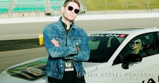 The pennzoil 400, held at las vegas motor speedway, will air on sunday at 3:30 p.m. All Photos And Videos Of Jensen At Nascar Race Jensen Daily Jensen Ackles Portugal