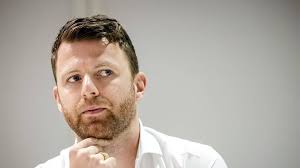 Royce de Vries deelt foto van Astrid Holleeder op Instagram