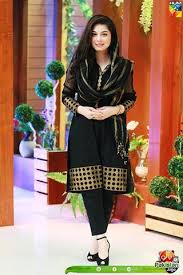 Love The Simple Style And Classic Black Colour Of This Suit Simple Black Dress Simple Dresses Pakistani Casual Wear