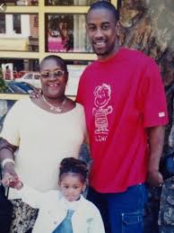 Chauncey ray billups (født 25. Kenny Anderson On Twitter With My Moms And My Daughter Danielle Who Is 30 And I Am In My Hood Lefrakcity Rip Mommy I Love You