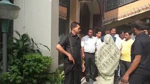 Bengal governor jagdeep dhankhar had recently given consented for the prosecution of firhad hakim and others in the narada sting case. Firhad Hakim Seeks Blessings From Family Eleder Persons Before Attending Kmc Election Youtube