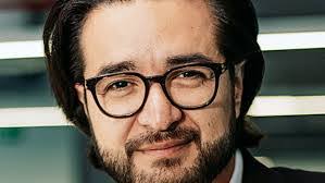 Hector Barillas's Instagram, Twitter & Facebook