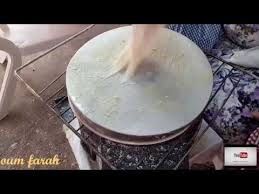 وأخيرا ورقة البسطيلة بعجينة التريد مع أسرار حصرية لأول مرة على قناتي Youtube Cockatiel Toys Lumpia Cotton Candy Machine