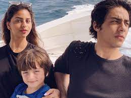 Actor, model, producer, tv host, father, son, husband, brother, mentor. Shah Rukh Khan S Kids Suhana Aryan Abram Bonding In Maldives In This Throwback Pic Is All About Sibling Love Pinkvilla