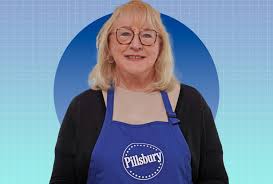 Donna Kelce Just Told Us Her Family's Favorite Dessert