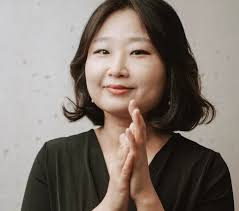 Capturing movements for CD album Group photography of ensemble Música  d'Outrora (England) in Birmingham Director/keyboard- Pablo Devigo, Violin- Christi  Park, Violist- Timothy Lin 📸 在伯明罕拍攝樂團專輯形象照｜拍攝英國Música d'Outrora古樂團的新專輯 ...