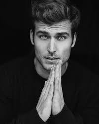 Fabian Castro's Instagram, Twitter & Facebook