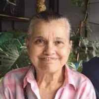 Elsa Navarro's Instagram, Twitter & Facebook