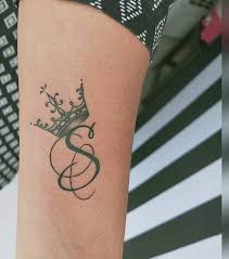 Sipariş notları kısmına istediğin harfi yazabilirsin. S And H Letter Tattoo Designs Novocom Top