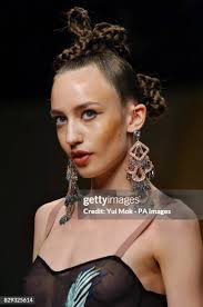 37 Spring Summer 2005 Clements Ribeiro Stock Photos, High-Res Pictures, and  Images