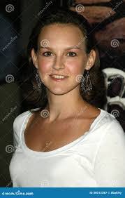 Carla Gallo's Instagram, Twitter & Facebook