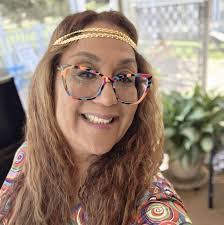 Alida Hernandez's Instagram, Twitter & Facebook