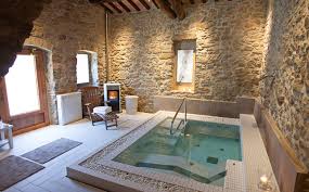 Més de 200 cases rurals i allotjaments rurals distribuits per comarques de catalunya. 12 Hotels Rurals Amb Spa