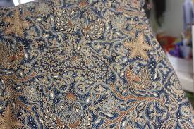 Facebook batik lasem batik tegal batik tegalan didominasi warna coklat dan biru. Tips Membedakan Batik Tulis Hingga Print Jangan Tertipu Halaman All Kompas Com