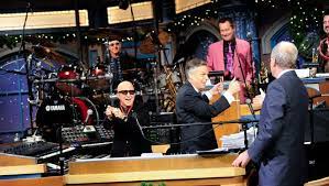 Vote up answer by newpatriot (27) what is daves all time favorite political and tv personalities who is a person that letterman can not stand and called him out on his hatred. Take Our David Letterman Quiz
