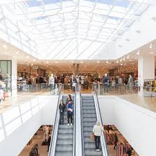 La lettre de motivation est la deuxième pièce maîtresse de votre dossier, lorsque l'on cherche un emploi. Postulez Carrieres Groupe Galeries Lafayette