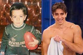 La cantante più sensuale delle ultime edizioni del talent enula, il ballerino statuario alessandro cavallo e il cantante famoso vincitore di sanremo giovani leo gassman! Alessandro Cavallo Da Piccolo Com Era Il Ballerino Di Amici 2021 Prima Del Successo