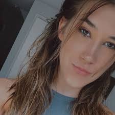 Bronte Jasiak (@BronteFry)