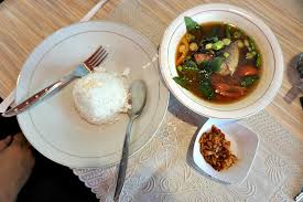 Pindang refers to a cooking method in the malay and indonesian languages of boiling ingredients in brine or acidic pindang has food preservation properties, which extends the shelf life of fish products. Culinary Delights Of Palembang Discover Your Indonesia