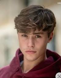 Melanie Pugh (happy_melc)