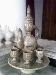 Erajinan Marmer Teko Aladin Kerajinan Ini Terhitung Kerajinan Marmer Tua Yang Sampai Sekarang Masih Banyak Sekali Peminatnya B Batu Alam Decorative Jars Batu