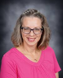 Wendy Marek's Instagram, Twitter & Facebook