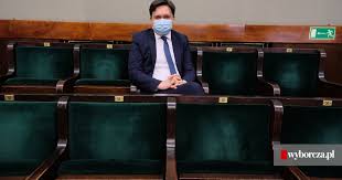 A total of 231 mps voted in favor of staroń, while her opponent marcin wiącek garnered 222 votes. Gvtovsdwh4w3vm