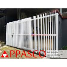 Jika anda menghuni rumah minimalis, tentu anda harus mendesain model pagar minimalis juga. Pagar Putih Minimalis Cantik Di Villa Cimanggir Bogor Shopee Indonesia