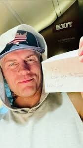 Hello everyone so I've met zakk a few times and have had him sign my Wylde  audios I wanted to ask does anyone know what type of cologne he wears? I am