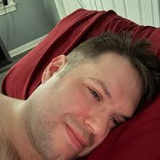 Stephen Klimas's Instagram, Twitter & Facebook