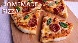 Böyük salyami pizza, qarışıq panini (6 ədəd), naggetslər, kartof fri, içki (1l). Pizza Homemade Lagi Sedap Fresh Dari Restoran Pizza Youtube