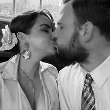 Jennifer Giraldo and Justin James' Wedding Website