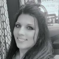 Deanna Hinton's Instagram, Twitter & Facebook