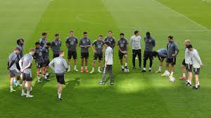 Deutschland spielt in gruppe f mit weltmeister frankreich , europameister portugal und ungarn. Em Kader Darf Low Ein Paar Spieler Mehr Mitnehmen Nationalmannschaft Fussball Sportschau De
