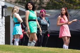 Anyone remember that live action Powerpuff Girls series? I know one of its  stars left, so I guess its in development hell. : rlostmedia